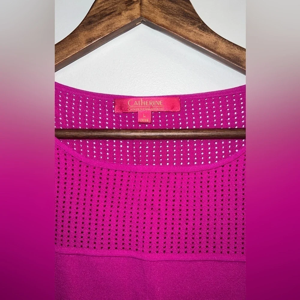 CATHERINE MALANDRINO Women’s Magenta Perforated Detail Knit Tank Top Size L